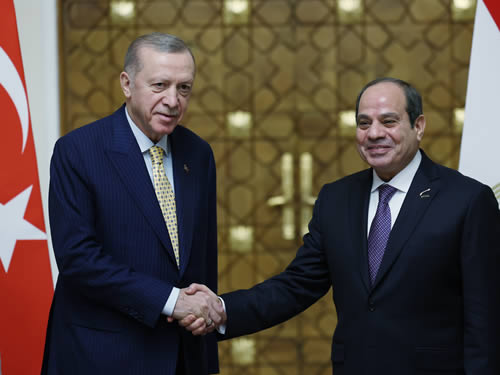 Cumhurbaşkanı Erdoğan, Mısır Cumhurbaşkanı es-Sisi ile görüştü