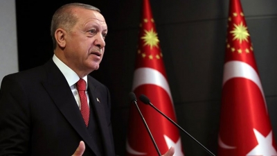 Cumhurbaşkanı Erdoğan'ın twitter paylaşımı: Masaya nasıl oturacaklarına bir türlü karar veremiyorlar